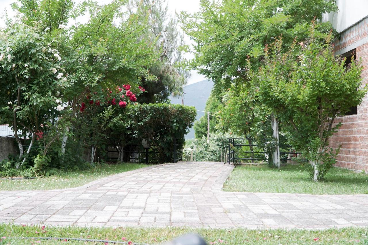 Lampros Studio กาลัมปากา ภายนอก รูปภาพ